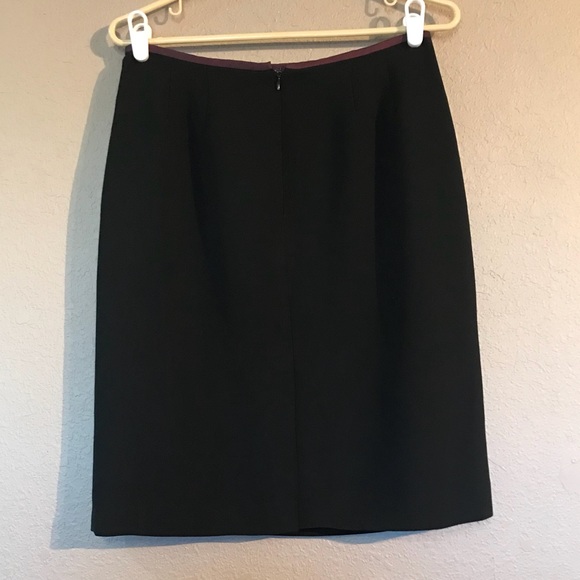 Size 6P Kasper Skirt Black and Purple - Picture 3 of 3